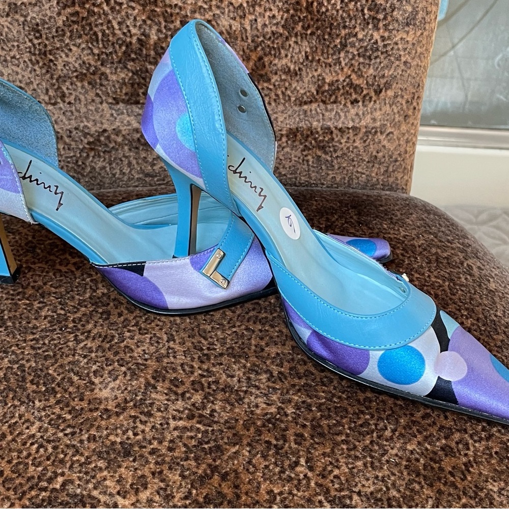 Luichiny - Printed Cloth and Blue Leather, pointed toed pumps - Picture 6 of 16